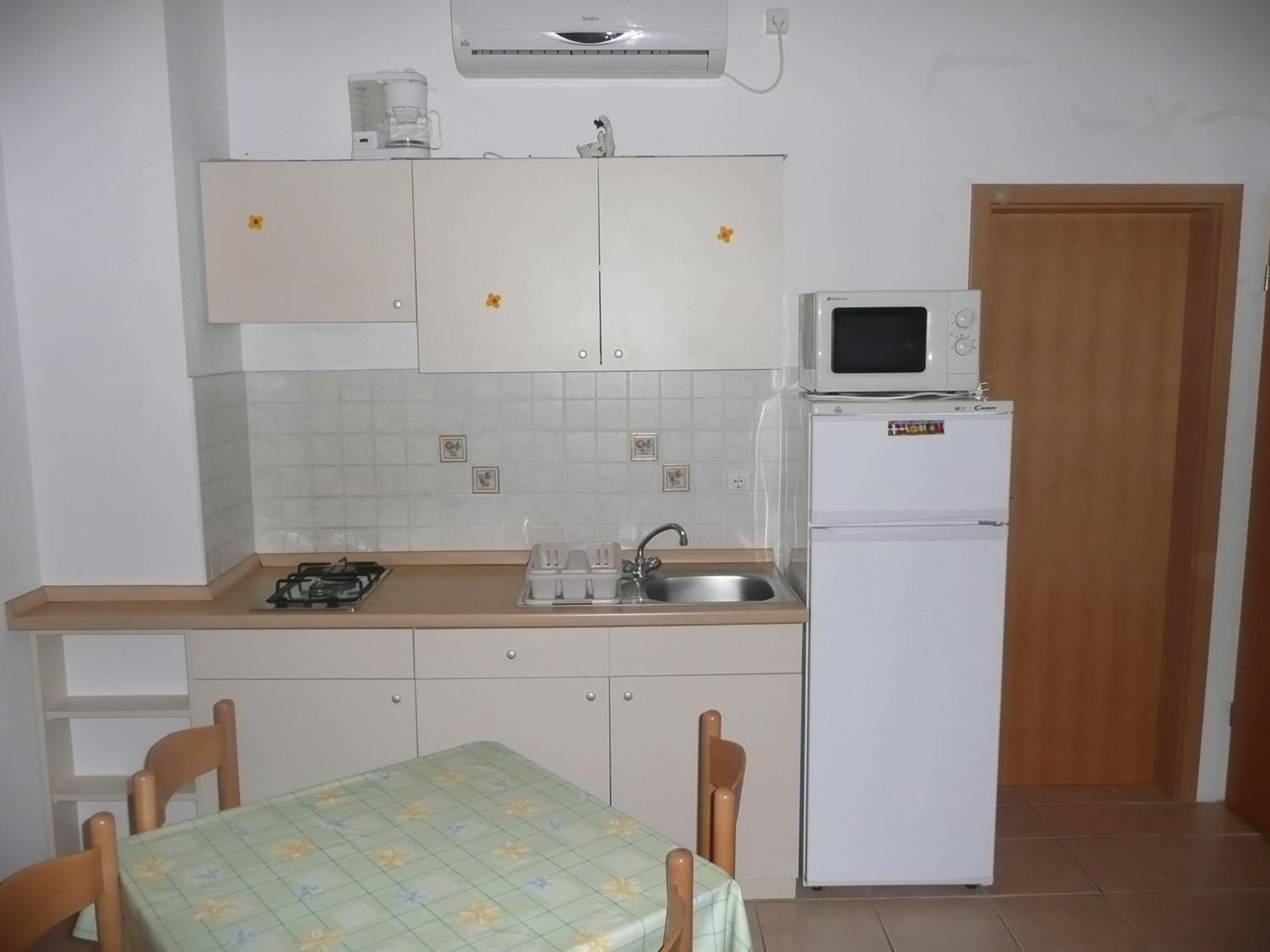 Apartmani Maver Sveti Filip i Jakov Rum bild
